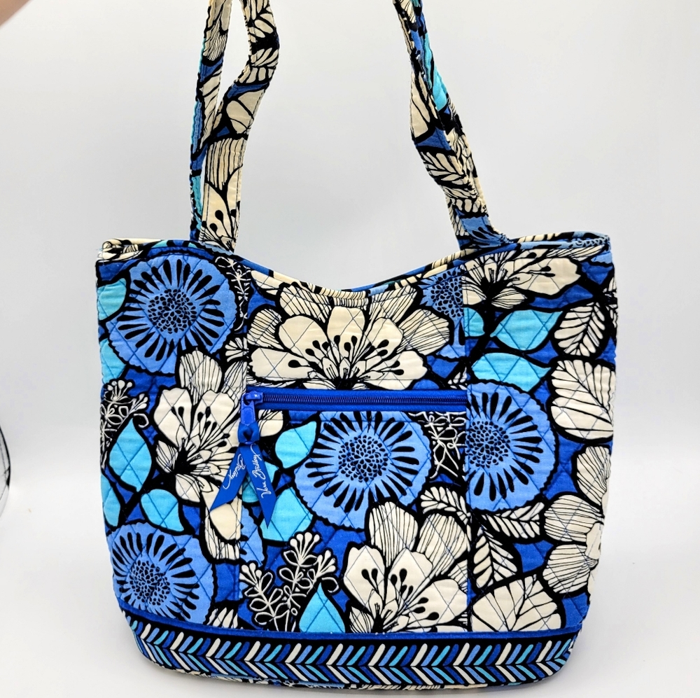 Vera Bradley Purse Blue Bayou Retired Pattern Snap Closure